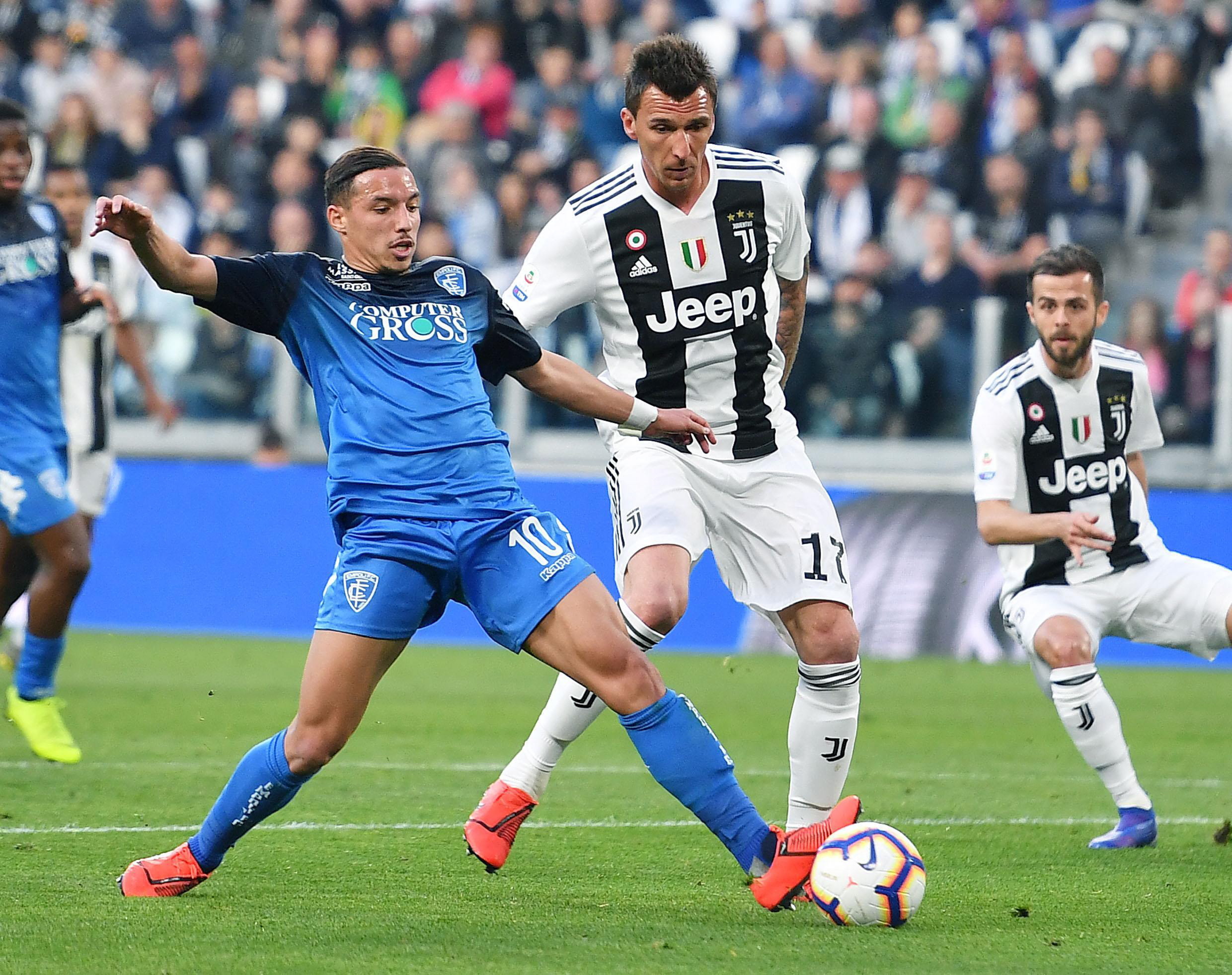 欧冠本轮最佳球员候选：姆巴佩、维蒂尼亚、吉拉西、奥巴梅扬（欧冠本轮最佳球员提名名单：姆巴佩、维蒂尼亚、吉拉西、奥巴梅扬）