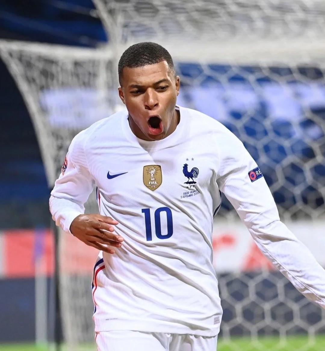 武里南联外援：每名队友都表现得非常出色，我们晋级机会很大（武里南联外援盛赞队友：全队发挥出色，晋级前景乐观）