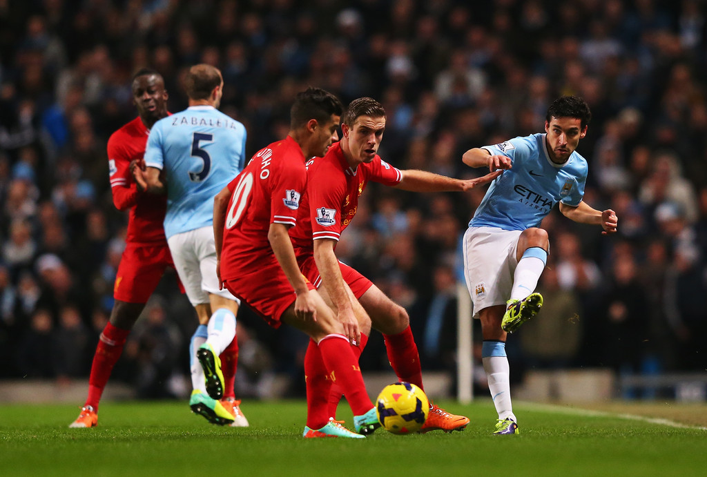 记者：曼联和切尔西有意桑德兰中场萨迪基，蓝军已经询价（记者：切尔西已询价桑德兰中场萨迪基，曼联也在关注）