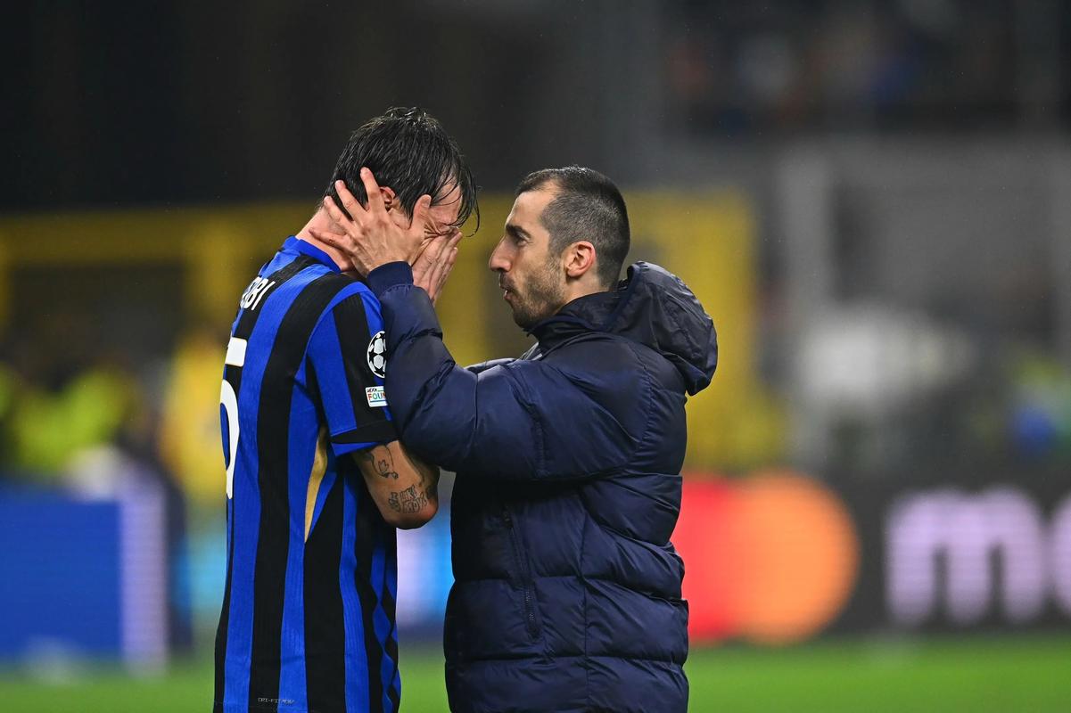 罗马诺：萨拉赫缺席欧冠为斯洛特和管理层共同决定（罗马诺：萨拉赫无缘欧冠，决定由斯洛特与管理层共同作出）