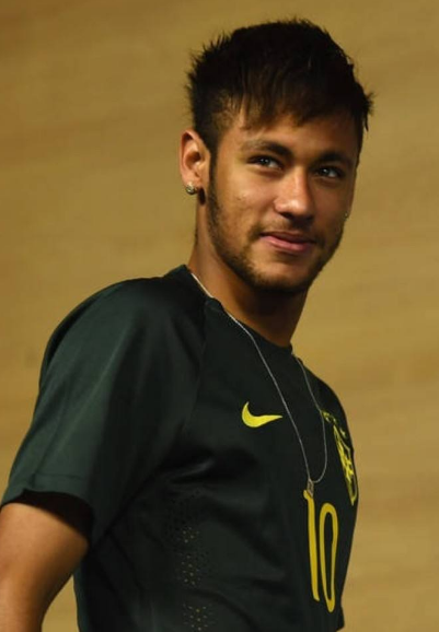 女足协杯战报：刘宣池破门，广东省女足2-1江苏无锡晋级决赛（女子足协杯：刘宣池建功，广东女足2比1力克江苏无锡挺进决赛）