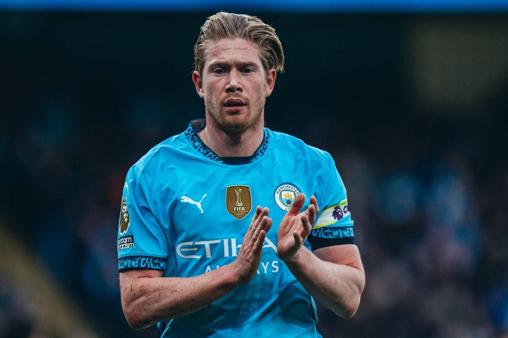 邮报：曼联或用钱+球员的方式买谢什科，霍伊伦可能会被交易（邮报称曼联考虑以现金外加球员求购谢什科，霍伊伦可能成为交易筹码）