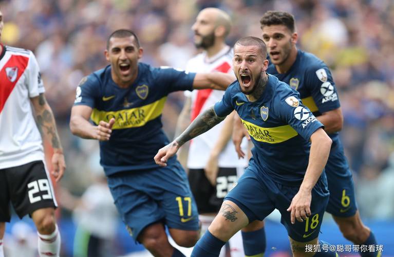 科瓦奇：阿德耶米被换下是因表现不好，拜尔的表现要好得多（科瓦奇：阿德耶米因状态欠佳被换下，拜尔发挥明显更出色）