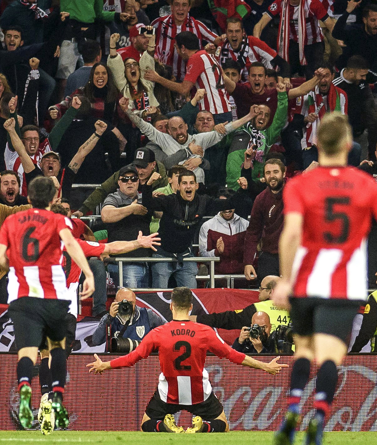 贝尔：金球奖不仅仅涉及场上的表现；和C罗从未有过争执（贝尔：金球评选不只看场上发挥，与C罗从未有过争执）