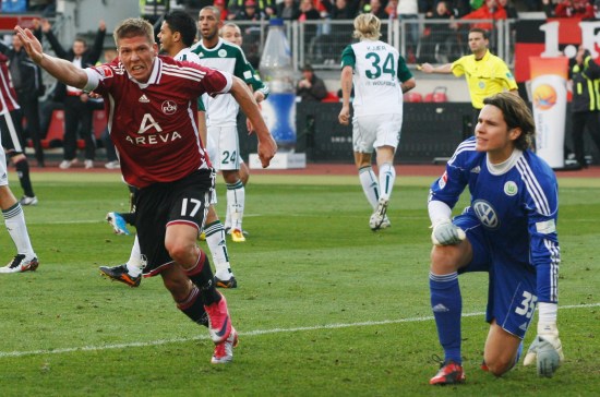 拉门斯：最引以为豪的是我左右脚很均衡，对手很难高位压迫我（拉门斯：双足均衡是我最大优势，对手难以高位逼抢）